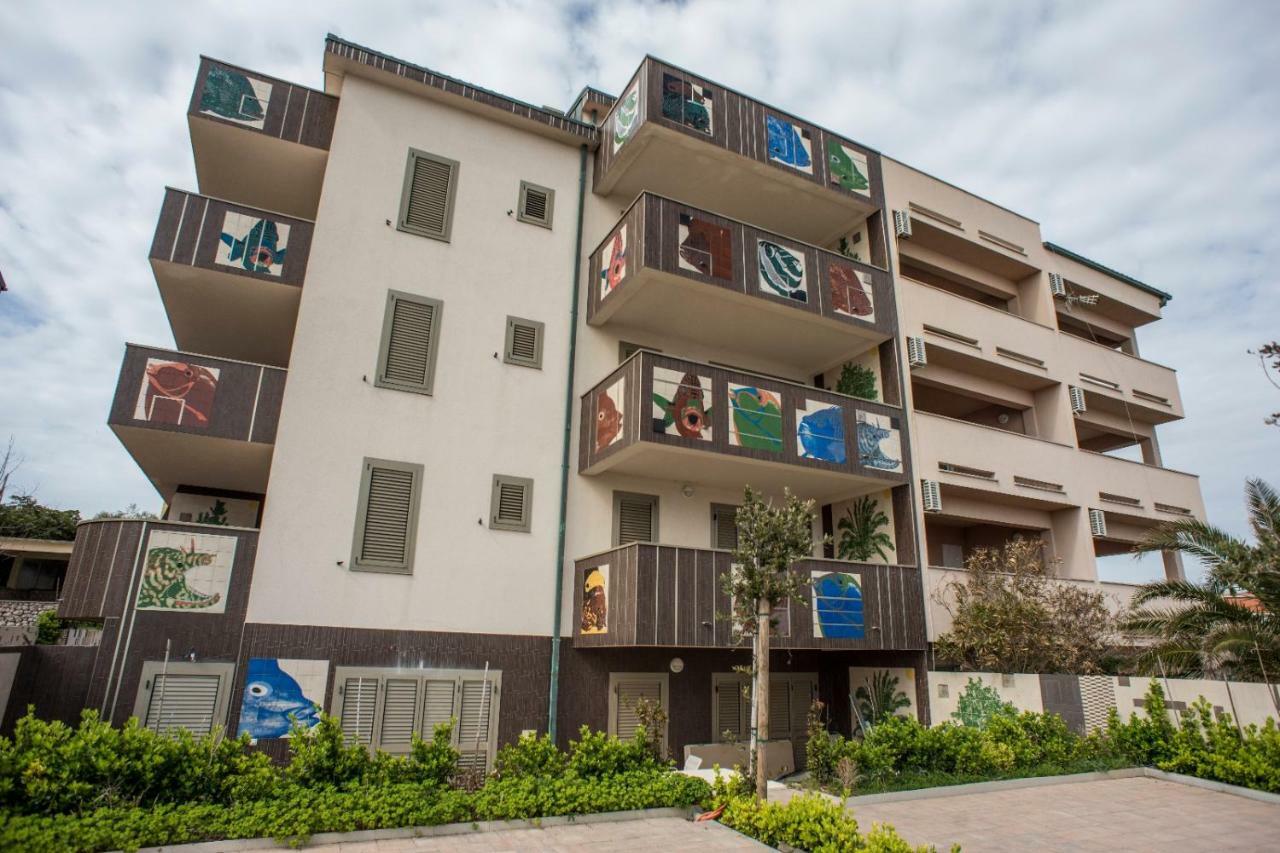 Apartments Svijet Mora Povljana Exterior foto